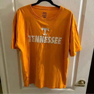 Men’s Short Sleeve Tennessee T-shirt orange size XL With Embroided Letters
